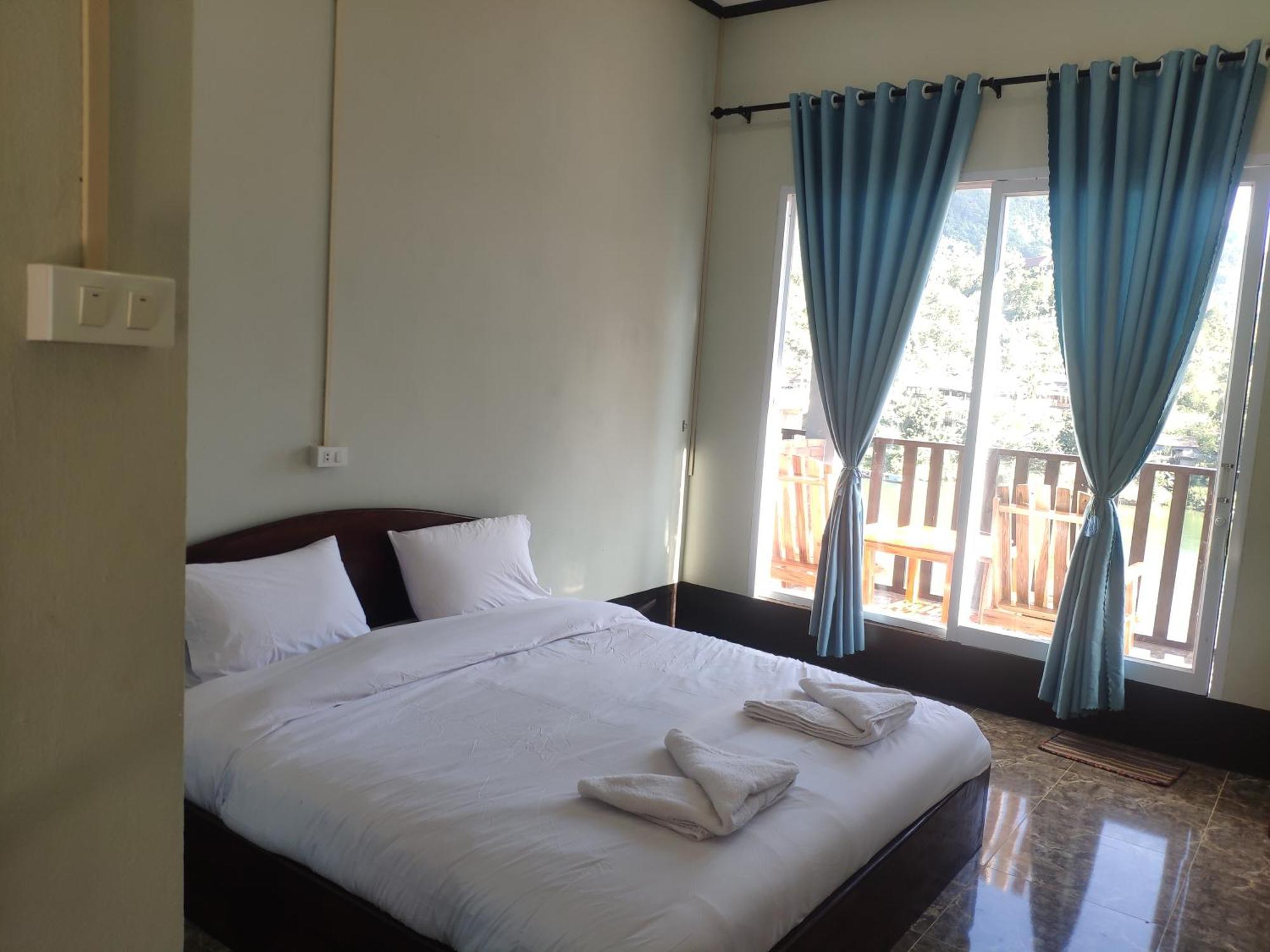 Arthith Guesthouse Nongkhiaw Værelse billede
